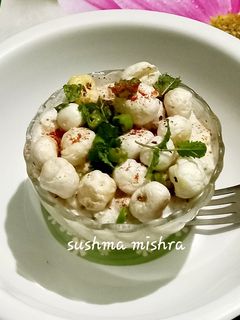 A picture of Makhana Raita.