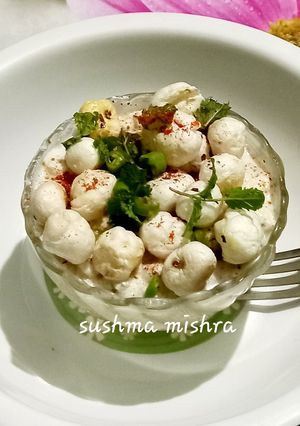 A picture of Makhana Raita.