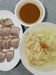 A picture of Pork belly soup.