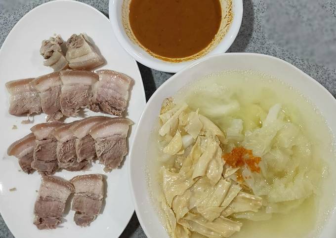 Steps to Make Favorite Pork belly soup