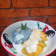 รูปของ Mango Sticky Rice/ Ketan Mangga (Bunga Telang)