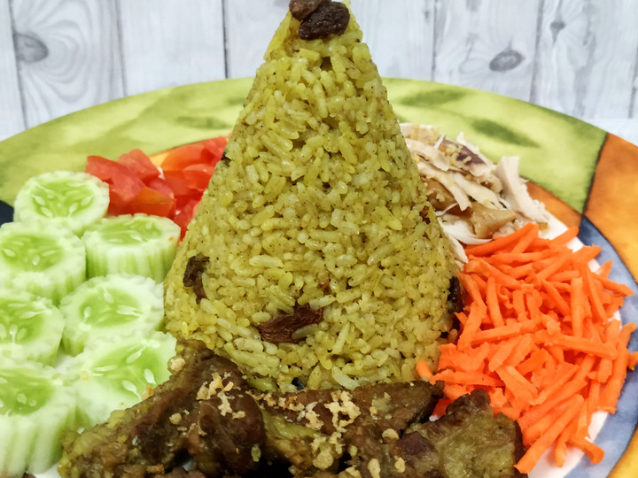 Bagaimana Membuat Nasi Kebuli Ricecooker yang Enak