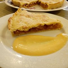 A picture of Apple Pie#Baking contest.