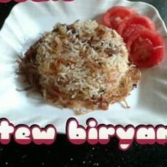 A picture of Stew biryani.
