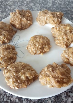 Una foto de Galletas de avena sin harina, mantequilla o azúcar