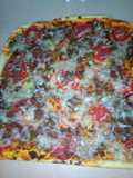 Beef n vegetables pizza