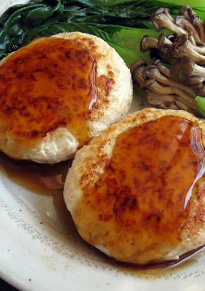 A picture of Healthy Chicken & Tofu Burgers.
