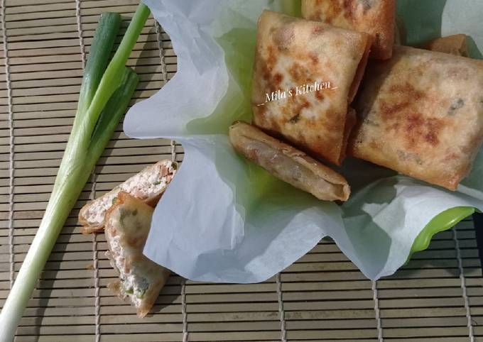 Langkah Mudah untuk Membuat Martabak tahu sosis yang Enak