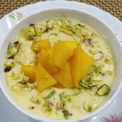 A picture of Mango Rabdi.