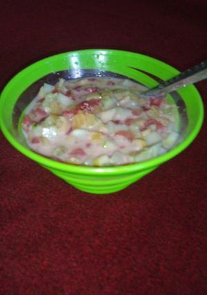 A picture of Fruit salad.