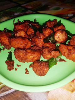 சிக்கன் 65 (போன்லெஸ்) (Chicken 65 recipe in tamil) செய்முறை முக்கிய புகைப்படம்