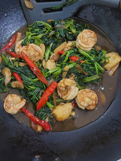 Foto resep Tumis Kangkung Udang Saos Tiram