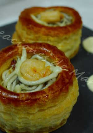 Foto principal de Volovanes de gulas con gambas
