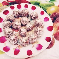 A picture of Healthy energy booster protein rich ladoo.