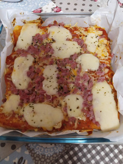 Una foto de Pan de molde estilo pizza