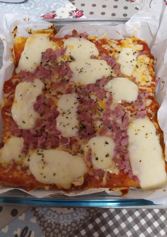 Una foto de Pan de molde estilo pizza