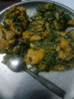 मूली के पत्तों के ढोकले (mooli ke patto ke dhokle recipe in Hindi) रेसिपी मुख्य फोटो