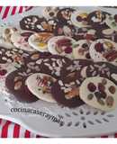 Discos de chocolate y frutos secos