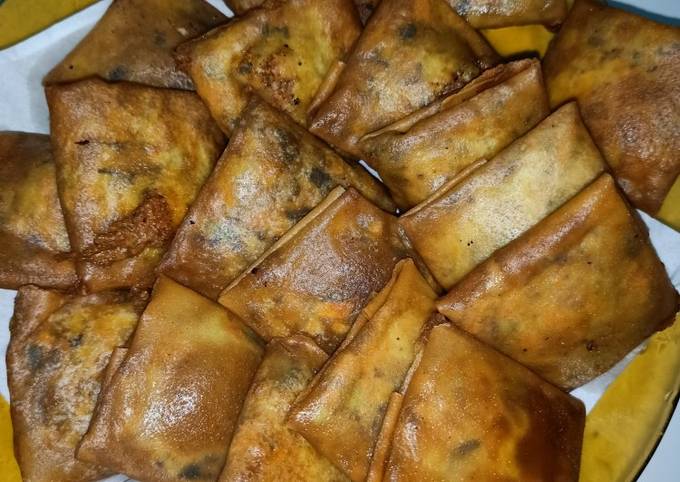 Martabak ikan asap kulit lumpia