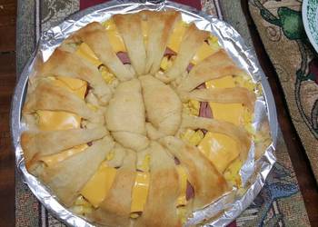 Easy Fast Cooking Breakfast Wreath Practical Delicious