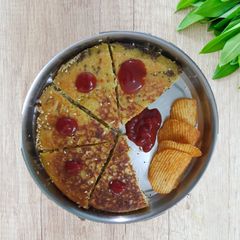 Mix dal vegetable handavo (indian cake) A picture of Mix dal vegetable handavo (indian cake).