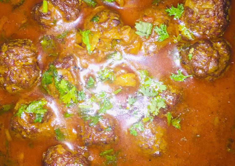 Mutton kofta curry