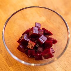 A picture of Pickled beetroot.