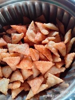 कुरकुरे (Kurkure Recipe In Marathi) रेसिपी चे मुख्य फोटो