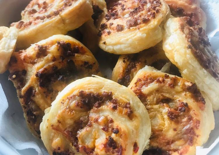 Lamb mince chutney & cheese Pinwheels