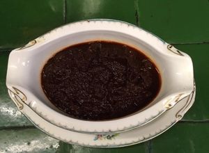 Una foto de Salsa de jamaica con chile ancho