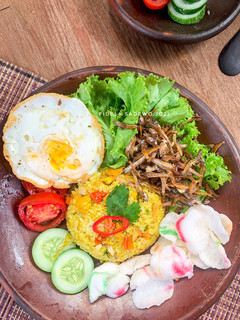 Foto resep Nasi Goreng Kunyit Teri