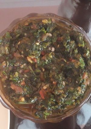 A picture of Dhaniya -podina chutni.