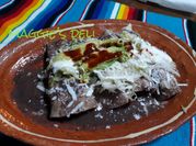 Una foto de frijoles con chile chipotle