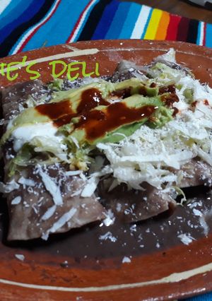 Una foto de Enfrijoladas con chipotle
