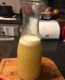 Agua de jengibre, limón y miel (tónico digestivo post-comida)