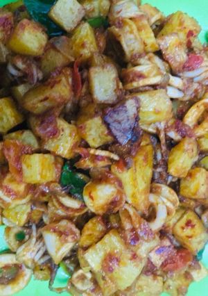 Foto resep Cumi basah pedas manis asin😍😍