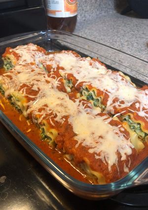 A picture of Spinach lasagna Rolls!!!.