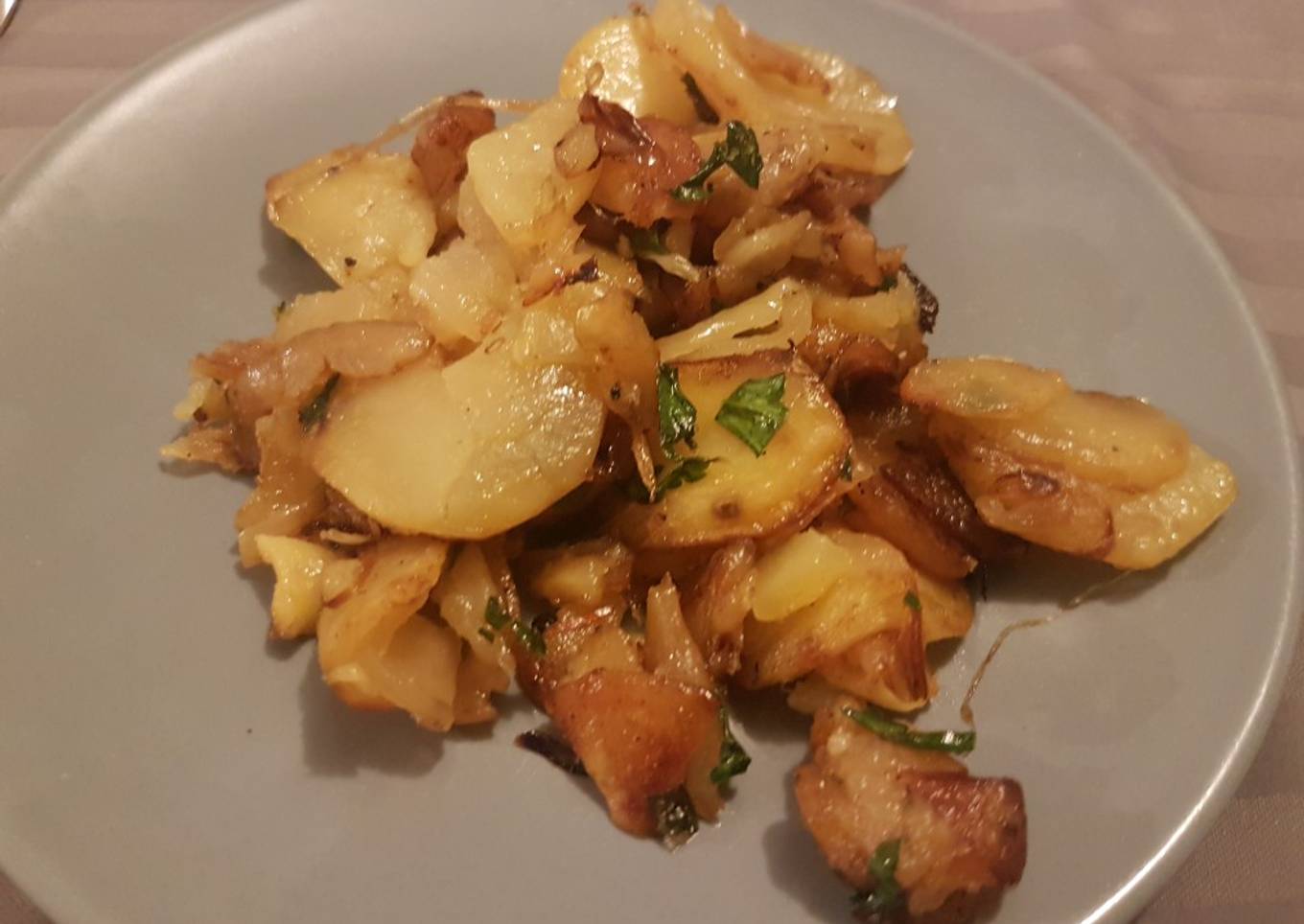 Pommes de terre à la Lyonnaise