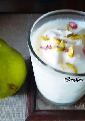 A picture of Pear Milkshake.