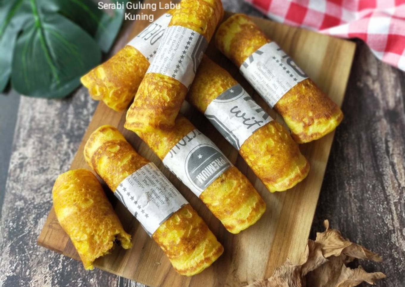 Serabi Gulung Labu Kuning