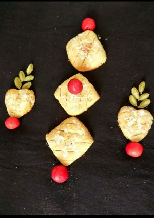 A picture of Besan Cookies.
