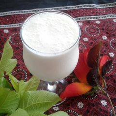 A picture of Yoghurt lassi.