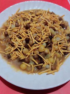 चटपटा चना चाट! (chana chat recipe in hindi) रेसिपी मुख्य फोटो