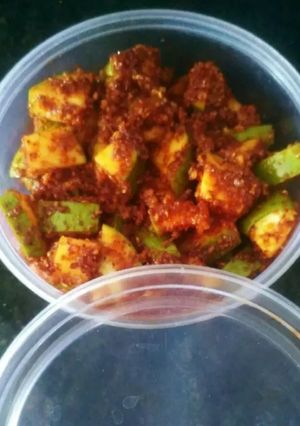 A picture of Totapuri mango pickle.