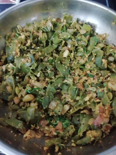 அவரைக்காய் பொரியல்(avaraikkai poriyal recipe in tamil) செய்முறை முக்கிய புகைப்படம்
