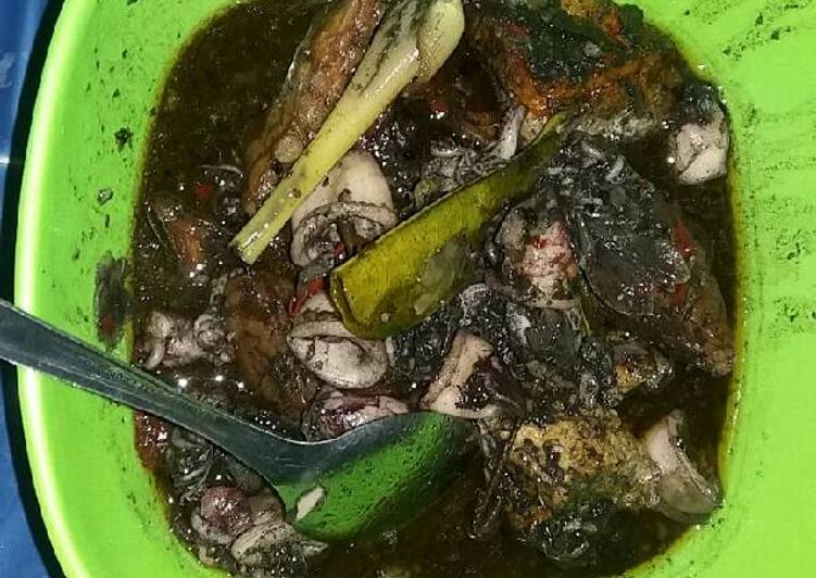 CUMI / Sotong KUAH HITAM