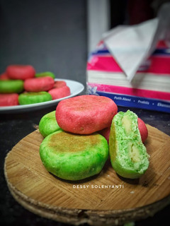 Foto resep Bakpia Pandan Strawberry isi kacang Hijau