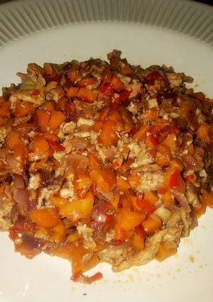 A picture of Carrot sauce😍.