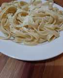 Fideos al ajo y aceite de oliva