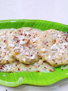 A picture of Bread rasmalai.